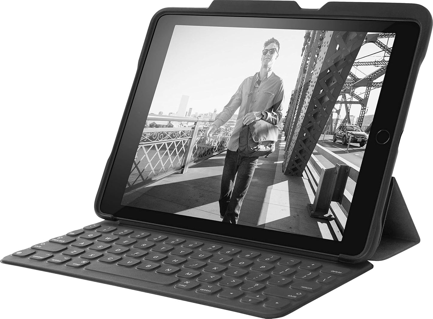 STM Dux Shell, Sleek case for Apple iPad Pro 11 Supports Apple Keyboard Folio - Black (stm-222-221JV-01)